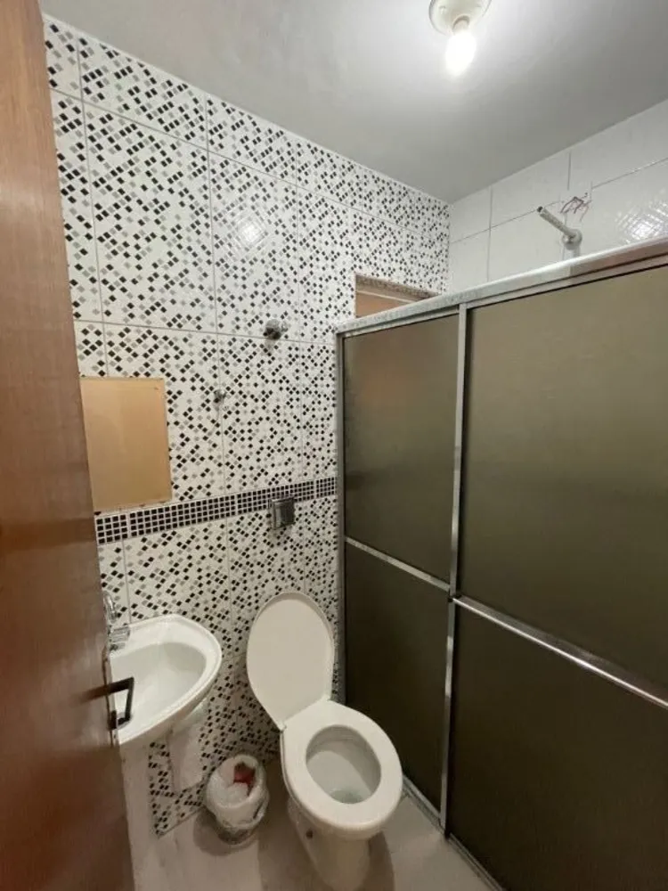 Casa, 6 quartos, 250 m² - Foto 3