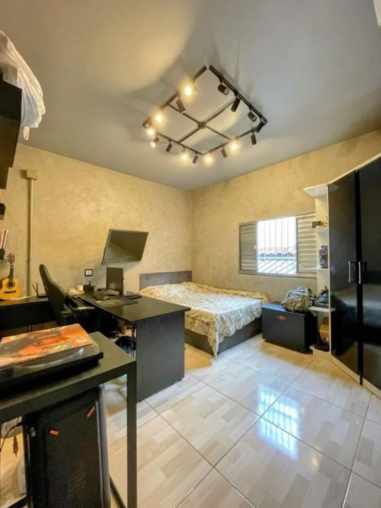 Casa, 3 quartos, 135 m² - Foto 3