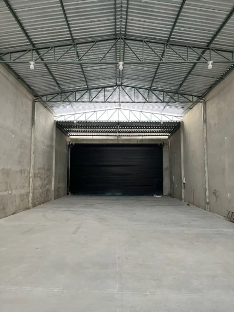 Depósito-Galpão, 240 m² - Foto 2