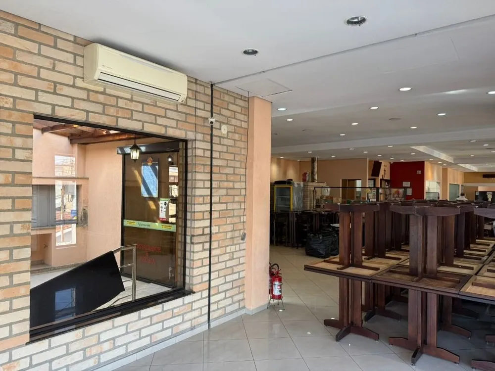 Loja-Salão, 550 m² - Foto 2