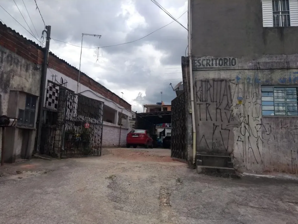 Casa, 6 quartos, 200 m² - Foto 1