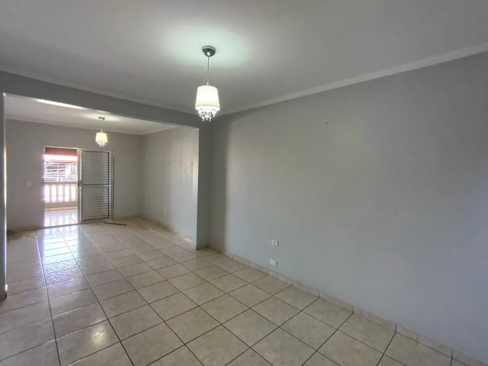 Sobrado, 3 quartos, 250 m² - Foto 1