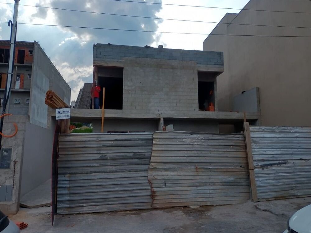 Sobrado à venda com 3 quartos, 90m² - Foto 1