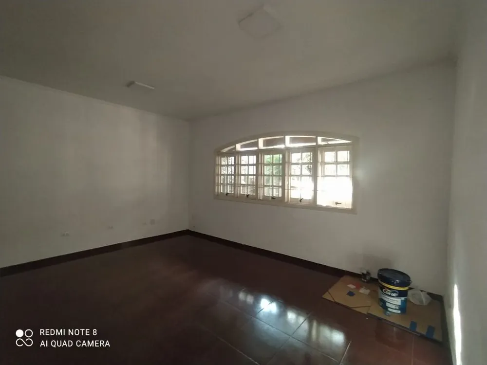 Sobrado, 3 quartos, 299 m² - Foto 2