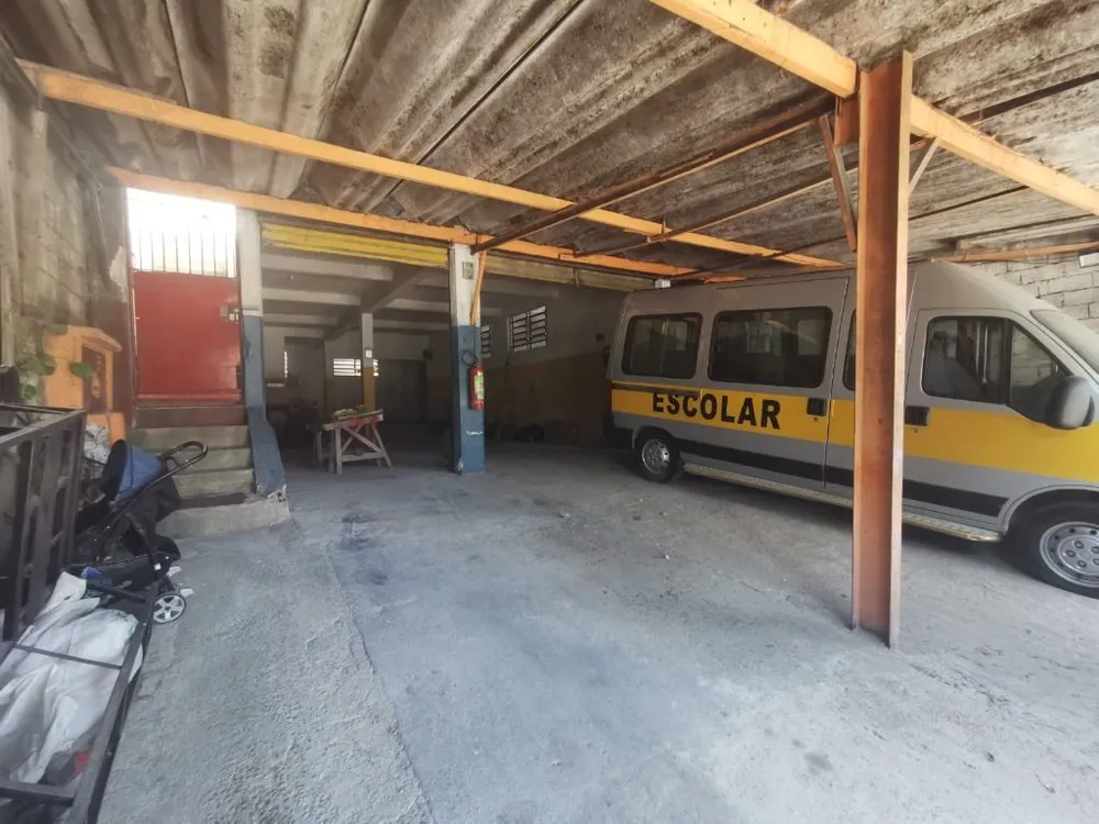 Loja-Salão, 140 m² - Foto 1