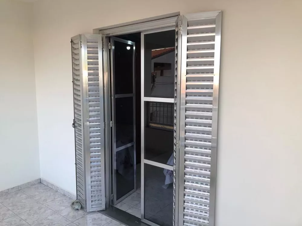 Sobrado, 3 quartos, 179 m² - Foto 1
