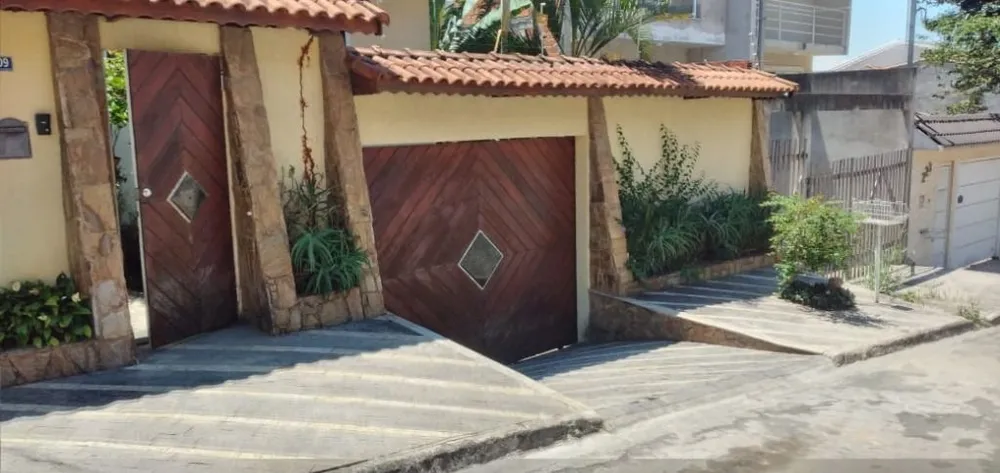 Sobrado, 3 quartos, 380 m² - Foto 1