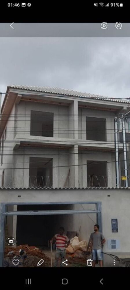 Sobrado à venda com 3 quartos, 120m² - Foto 1