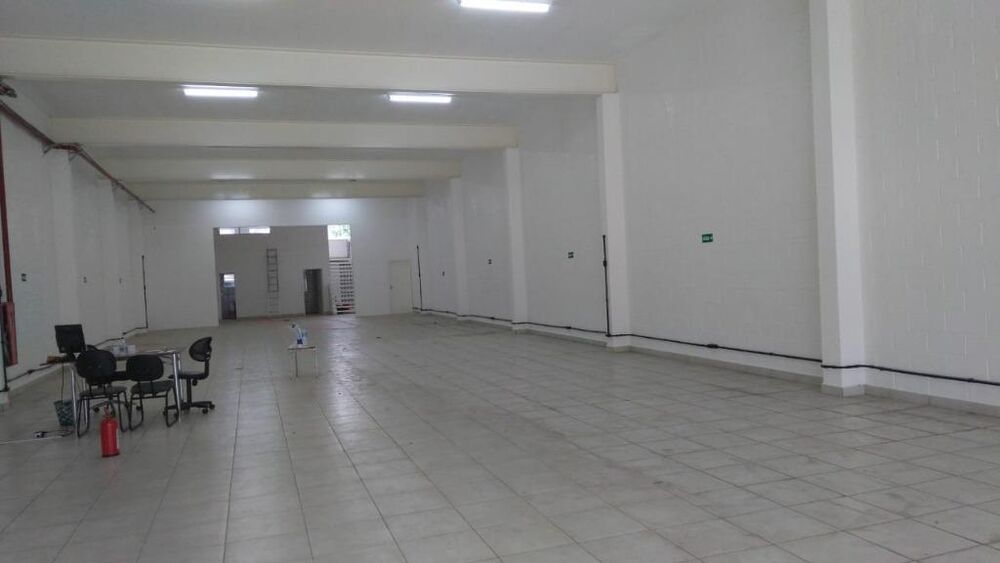 Loja-Salão, 800 m² - Foto 1