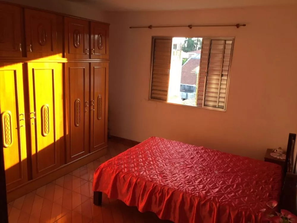 Casa à venda com 2 quartos, 120m² - Foto 2