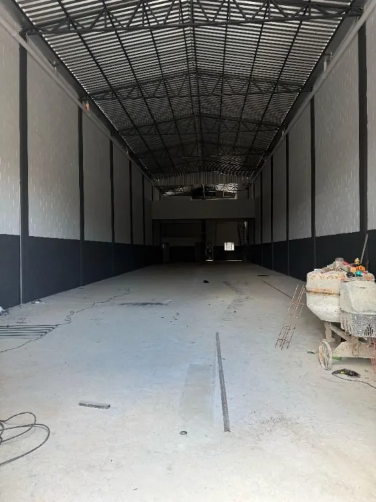 Depósito-Galpão, 425 m² - Foto 1