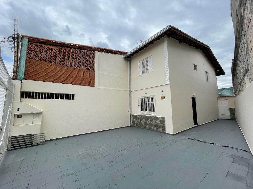 Sobrado à venda com 3 quartos, 100m² - Foto 1