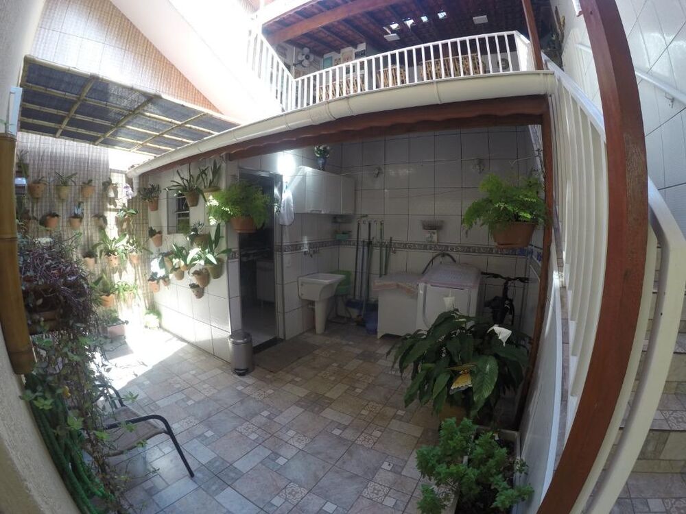 Sobrado, 3 quartos, 326 m² - Foto 1