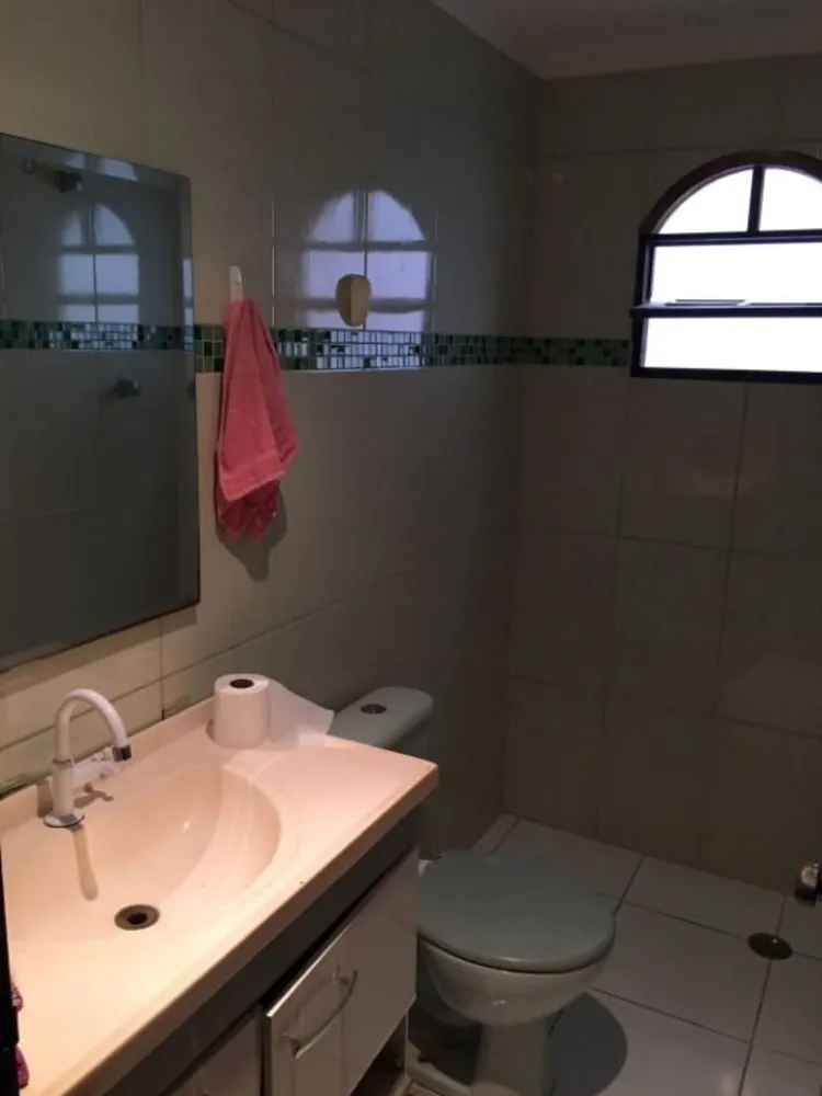 Sobrado, 3 quartos, 244 m² - Foto 1