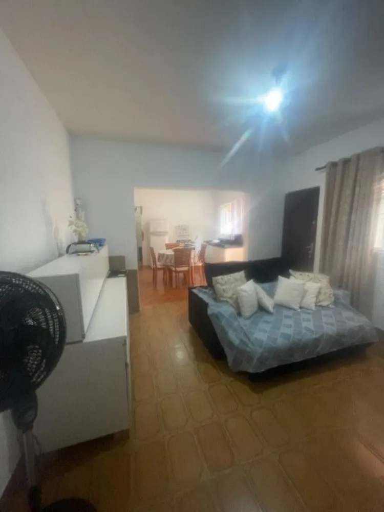 Casa, 2 quartos, 140 m² - Foto 1