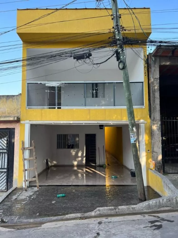 Sobrado, 4 quartos, 212 m² - Foto 1