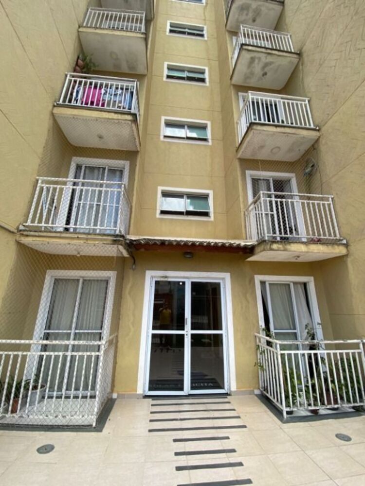 Apartamento à venda com 2 quartos, 45m² - Foto 2