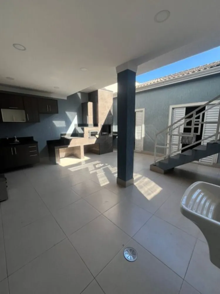 Casa, 4 quartos, 180 m² - Foto 2