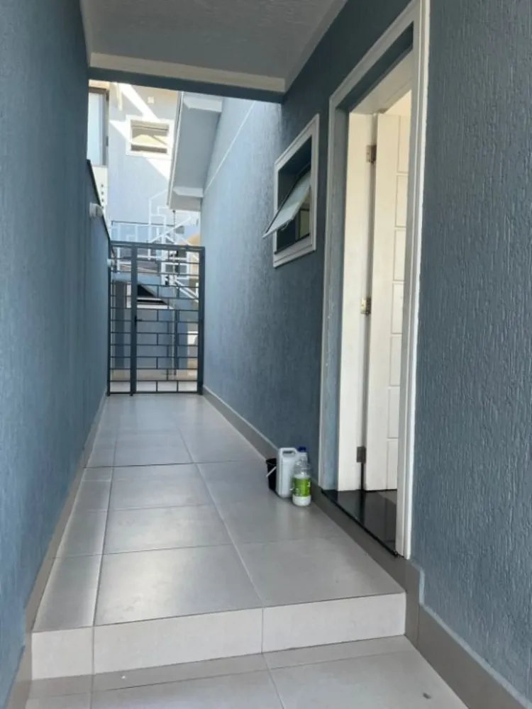 Casa, 4 quartos, 180 m² - Foto 1