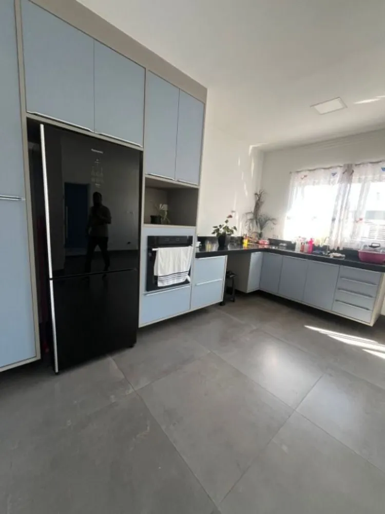 Casa, 4 quartos, 180 m² - Foto 3