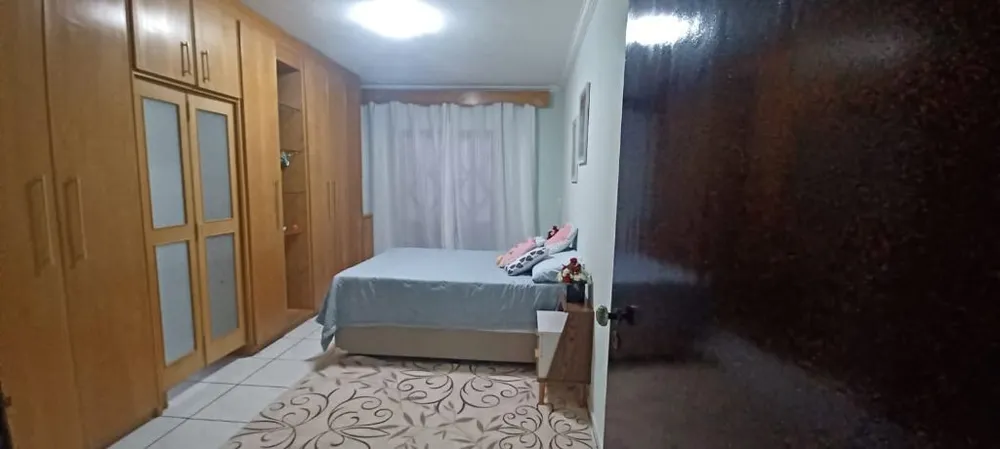 Sobrado, 4 quartos, 220 m² - Foto 2