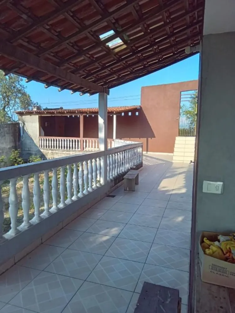 Chácara, 2 quartos, 1302 m² - Foto 8