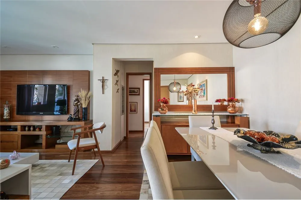 Apartamento, 3 quartos, 129 m² - Foto 2