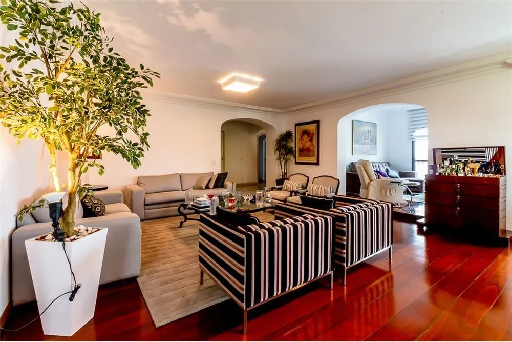 Apartamento, 4 quartos, 425 m² - Foto 1