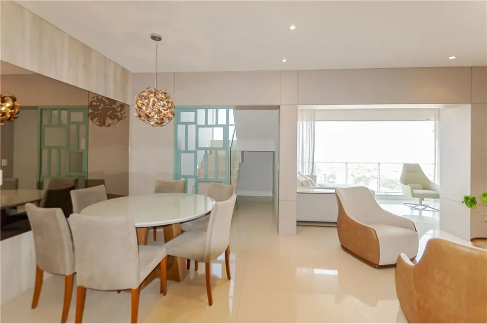 Cobertura, 3 quartos, 225 m² - Foto 1