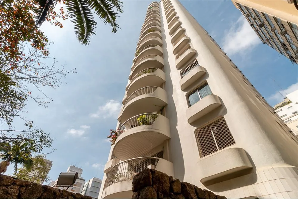 Apartamento, 3 quartos, 623 m² - Foto 2