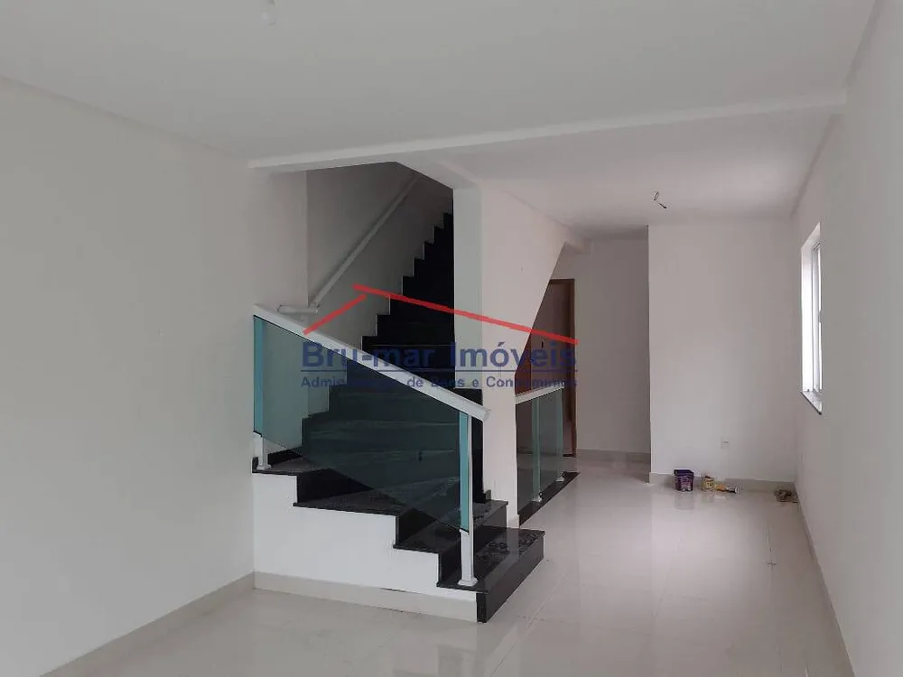 Casa, 4 quartos, 240 m² - Foto 2