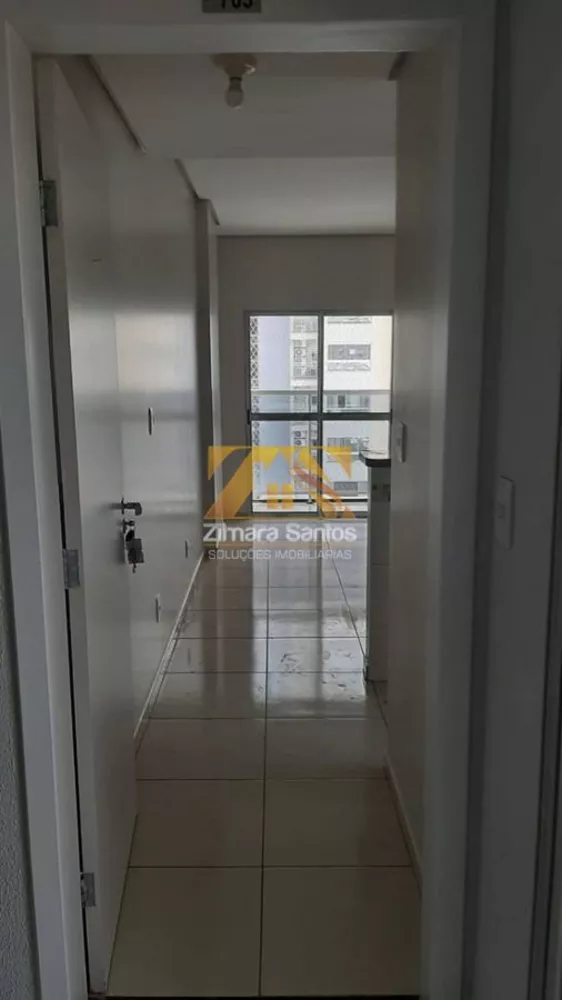 Apartamento à venda com 3 quartos, 73m² - Foto 3