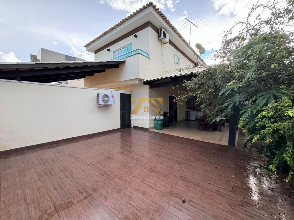 Sobrado, 3 quartos, 208 m² - Foto 1