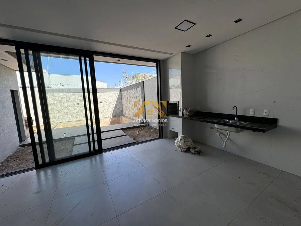 Casa, 3 quartos, 186 m² - Foto 2