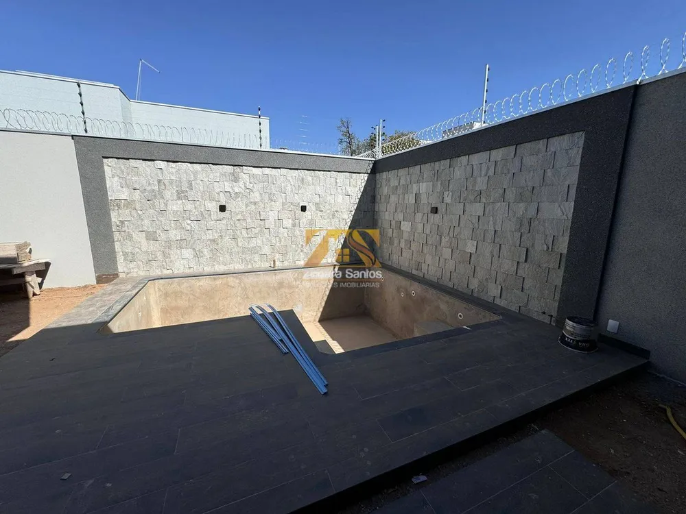 Casa, 3 quartos, 186 m² - Foto 1