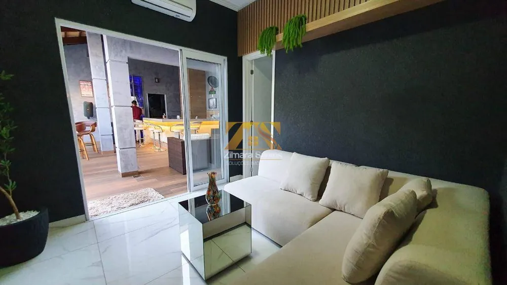 Casa, 3 quartos, 270 m² - Foto 1