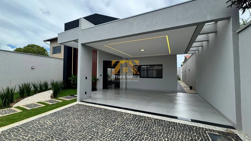 Casa, 3 quartos, 203 m² - Foto 1