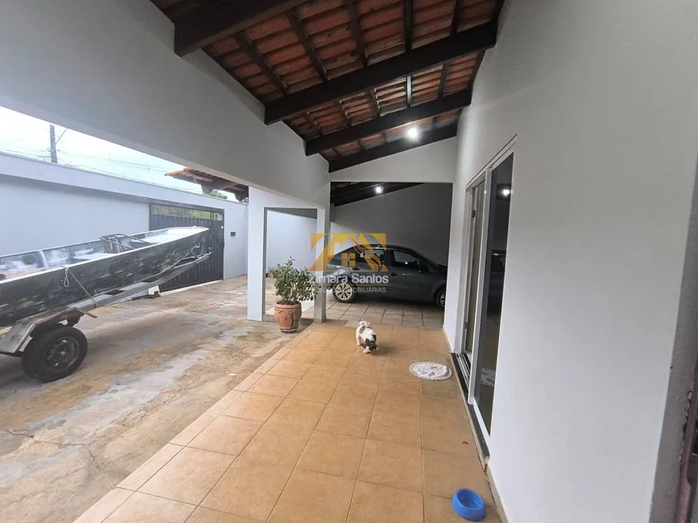 Casa, 3 quartos, 220 m² - Foto 1