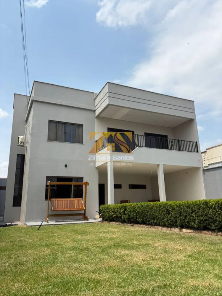 Sobrado, 4 quartos, 216 m² - Foto 1