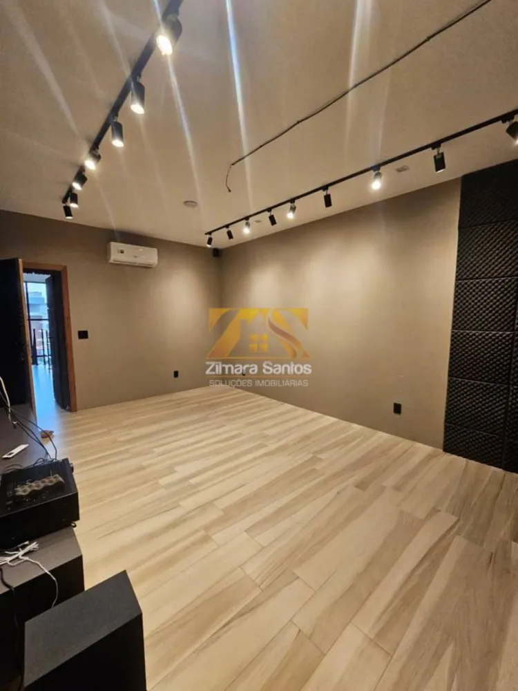 Sobrado, 4 quartos, 307 m² - Foto 2