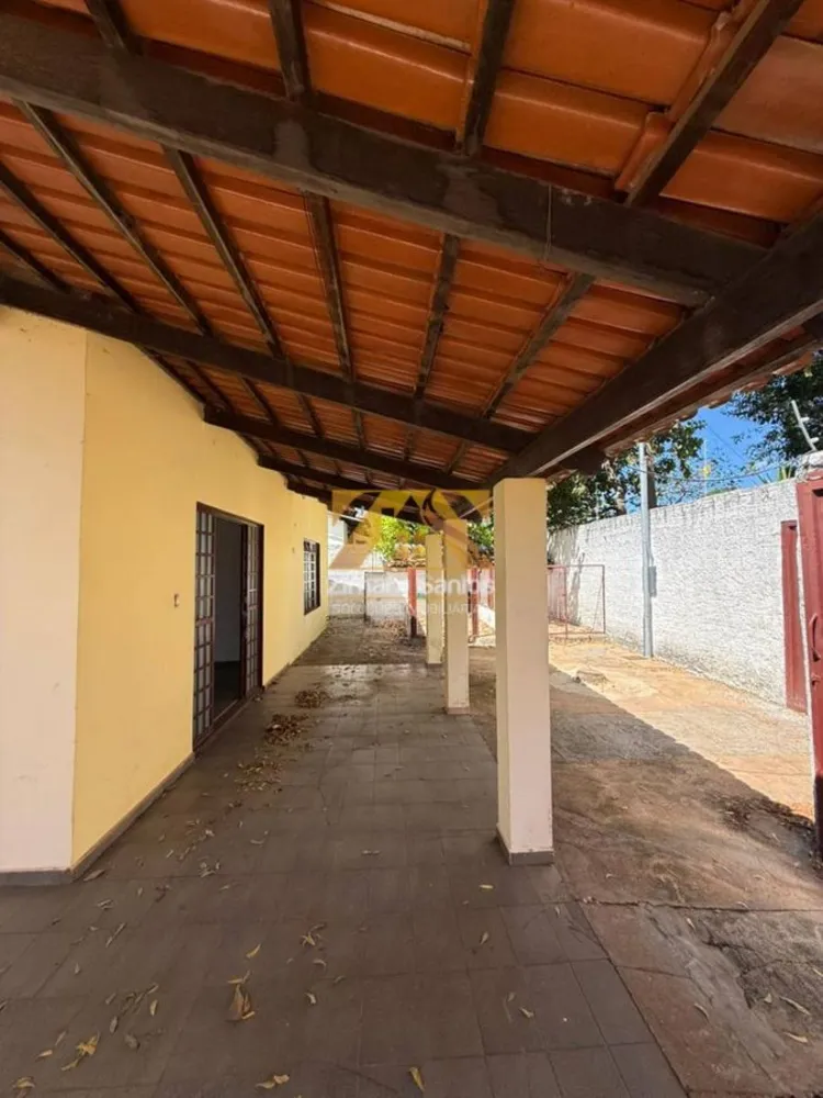 Casa, 3 quartos, 209 m² - Foto 4