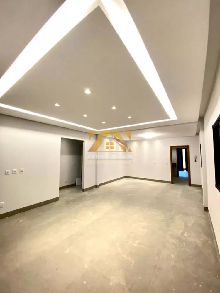 Casa à venda com 3 quartos, 202m² - Foto 4