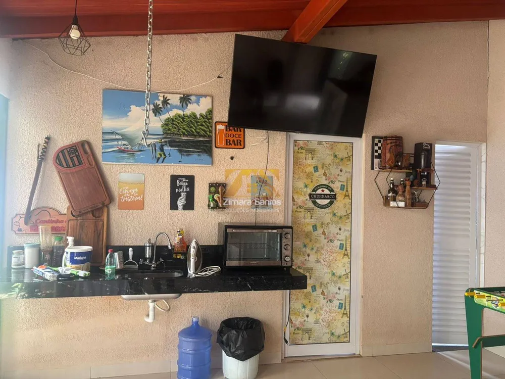 Casa, 3 quartos, 185 m² - Foto 3