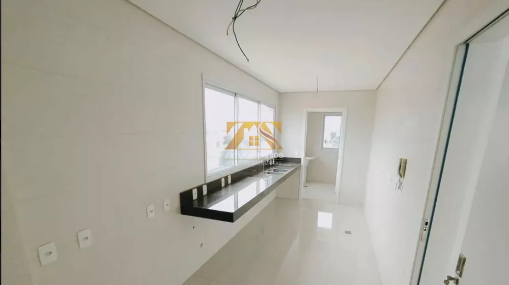 Apartamento à venda com 4 quartos, 237m² - Foto 2