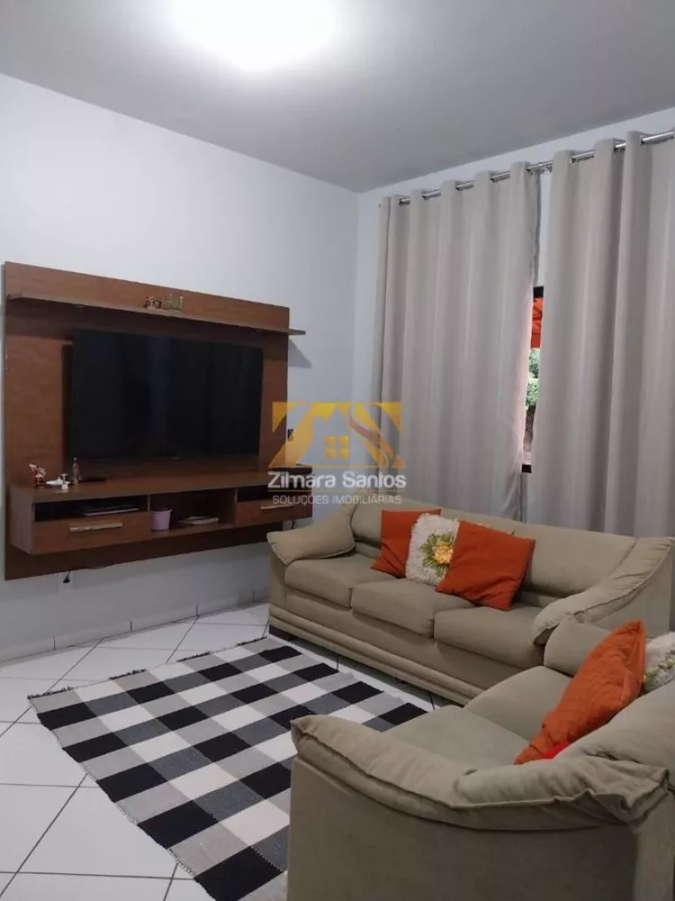 Casa à venda com 3 quartos, 235m² - Foto 3