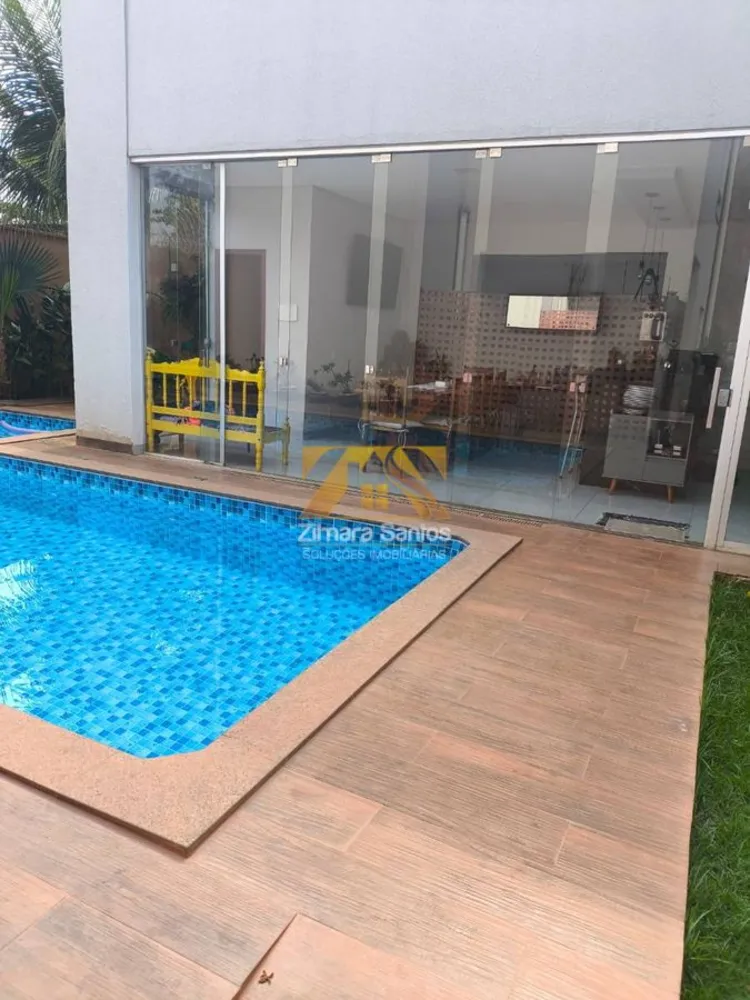 Sobrado, 4 quartos, 240 m² - Foto 1