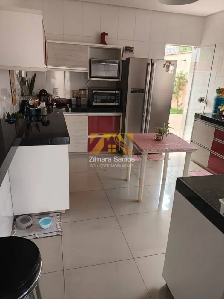 Sobrado, 4 quartos, 240 m² - Foto 3