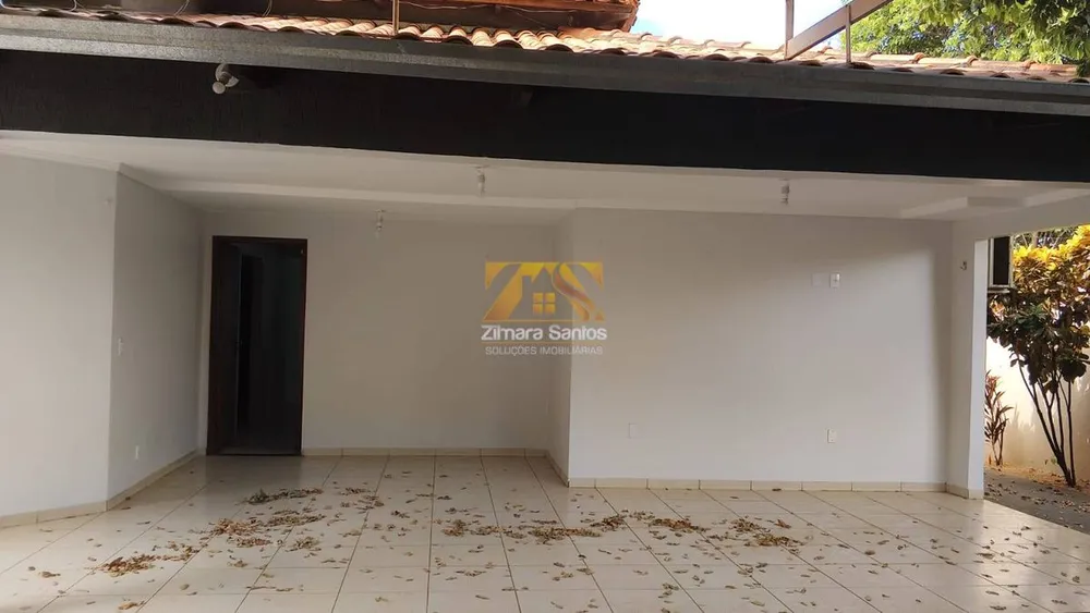 Casa, 3 quartos, 280 m² - Foto 2