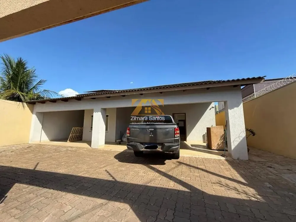 Casa, 4 quartos, 272 m² - Foto 1