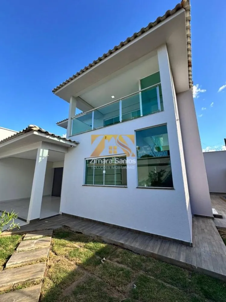 Casa, 4 quartos, 198 m² - Foto 1